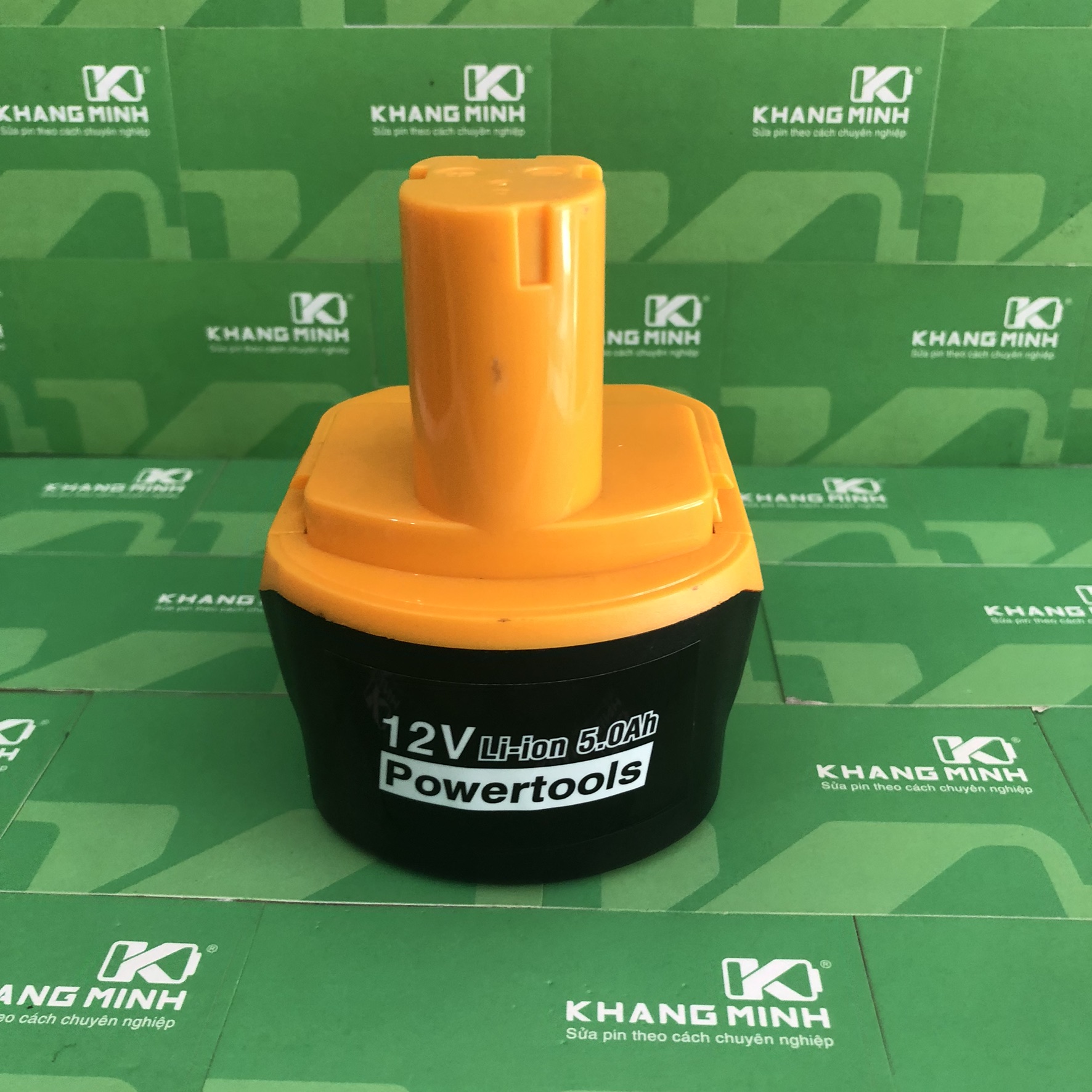 [HCM]Vỏ pin Ryobi 12V Ni-Mh vỏ pin cắm mới 100%