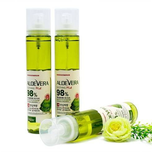 Xịt khoáng nha đam Nature Aloe Vera Soothing Mist