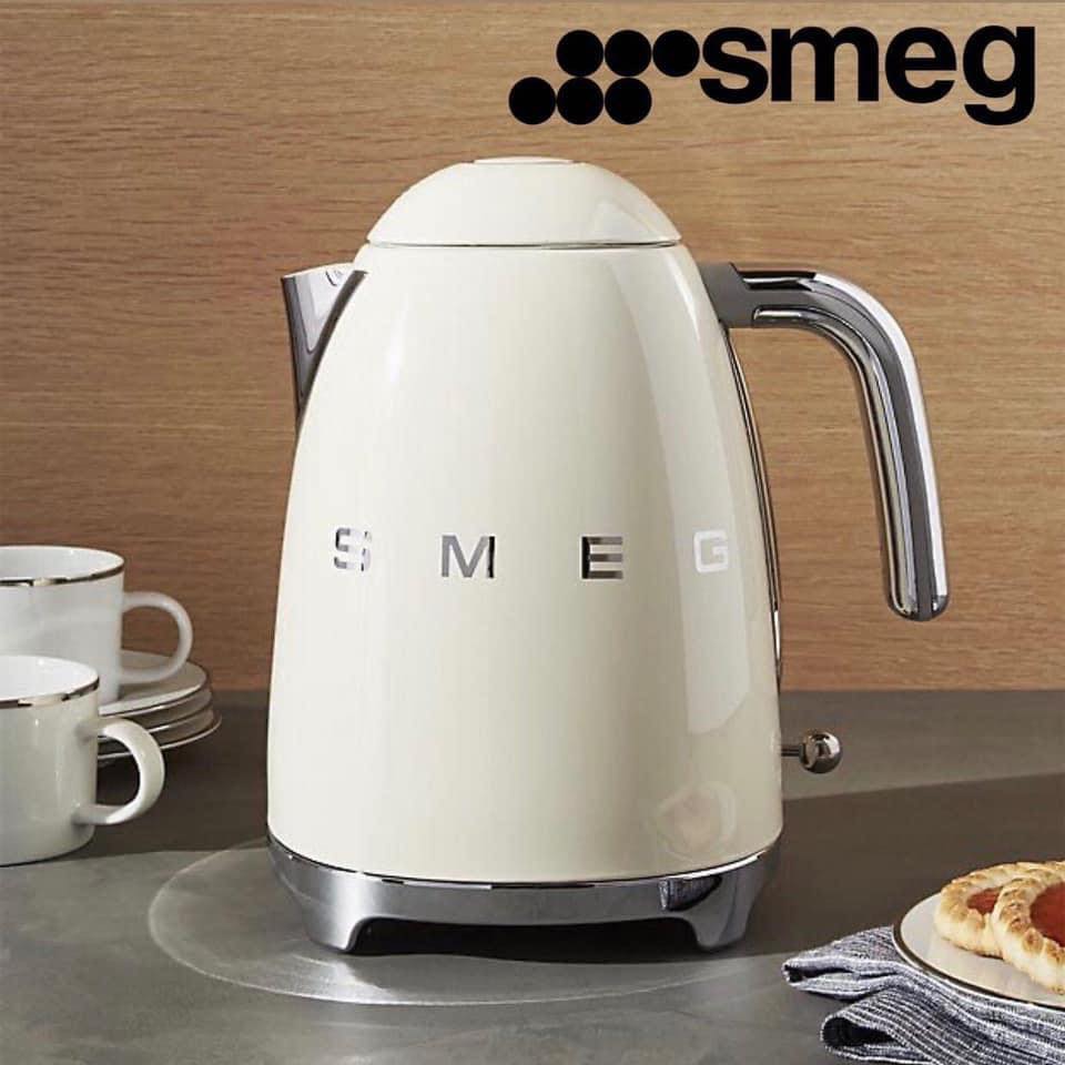 [Trả góp 0%]Ấm siêu tốc SMEG KLF03