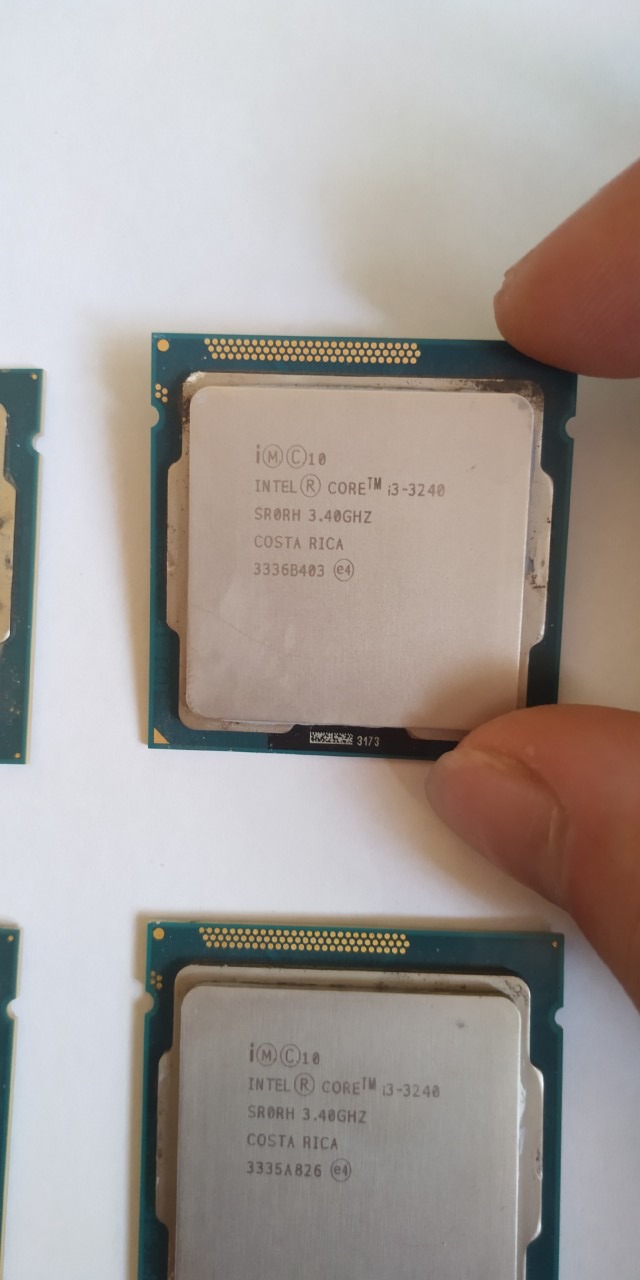 chip máy tính  i3 3220 sk1155