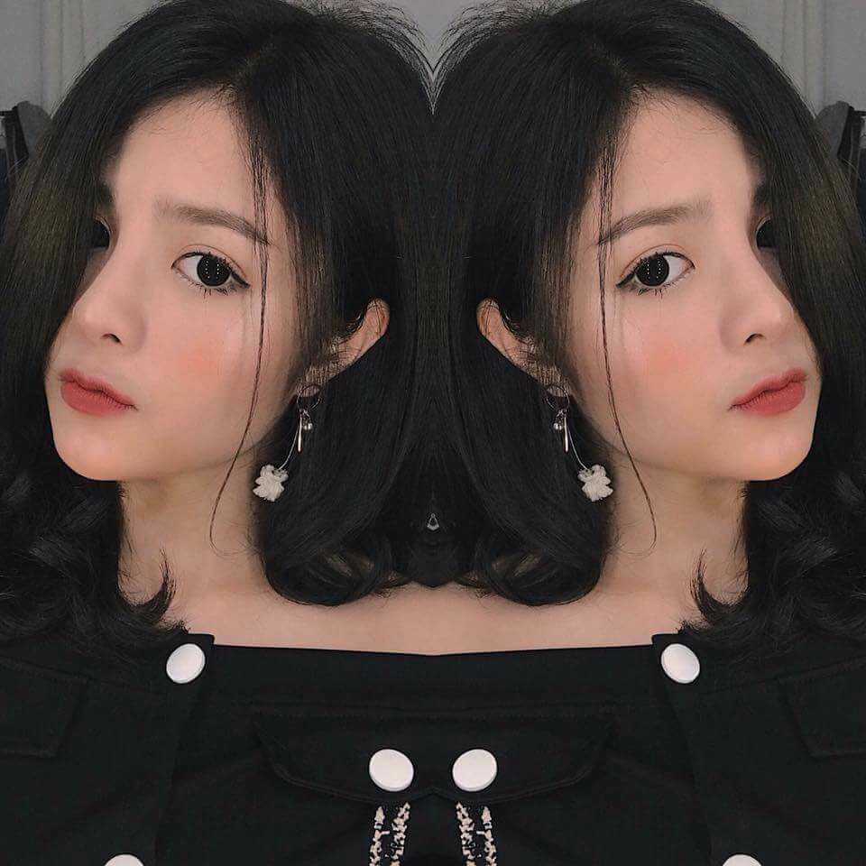 Kính Áp Tròng Màu Đen ( 1 năm)