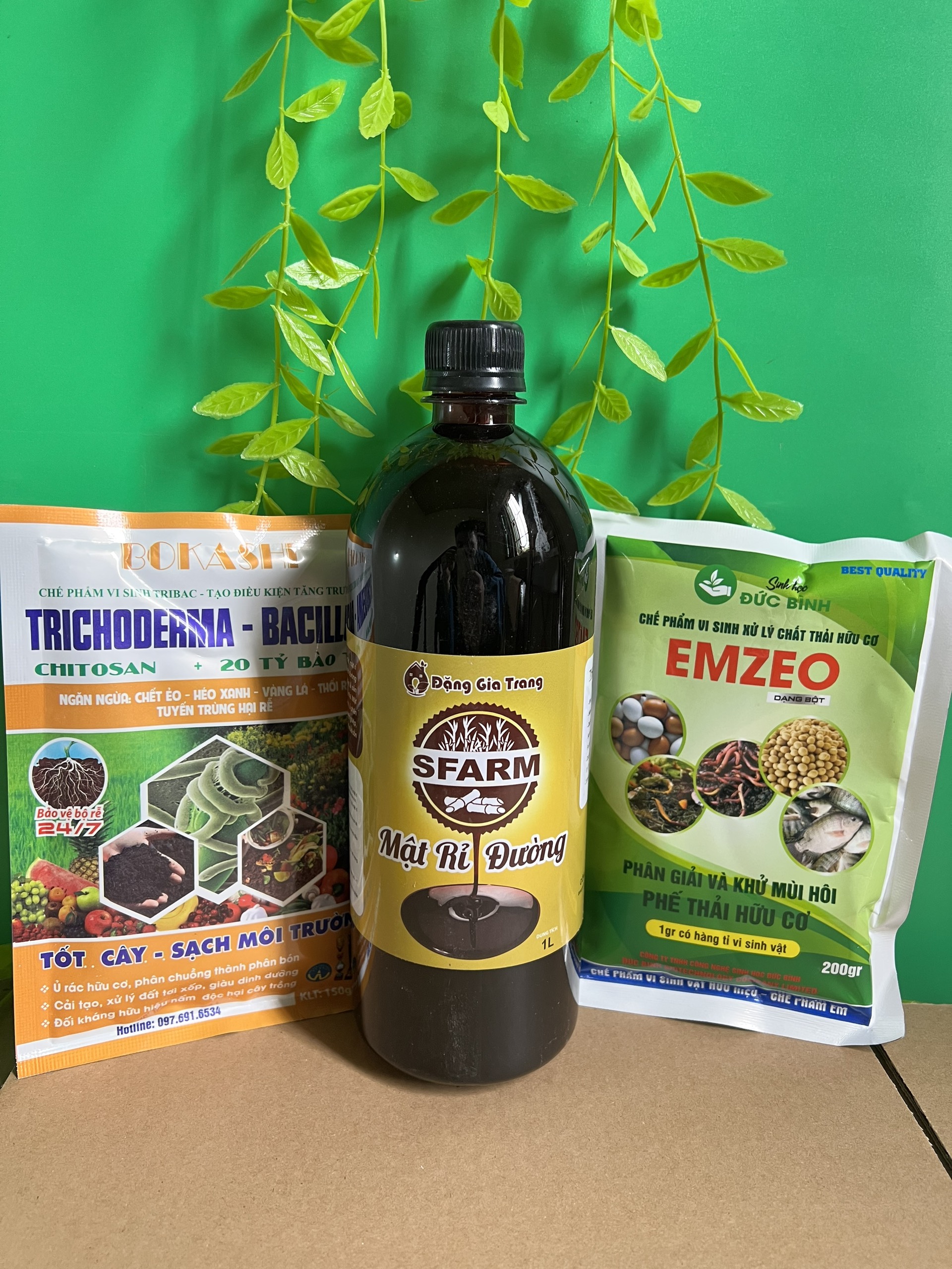 Combo Emzeo, mật rỉ đường Sfarm và nấm Trichoderma ủ phân chuồng, khử mùi hổi rác thải nhà bếp