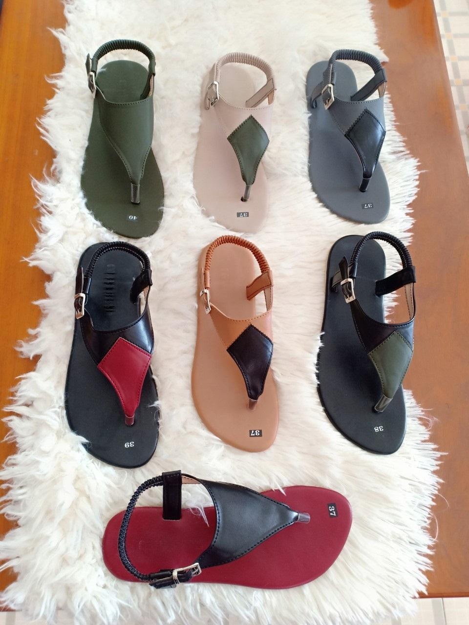 GIÀY SANDAL ĐẾ BỆT VÁ RÔ CƠ CÓ SIZE LỚN