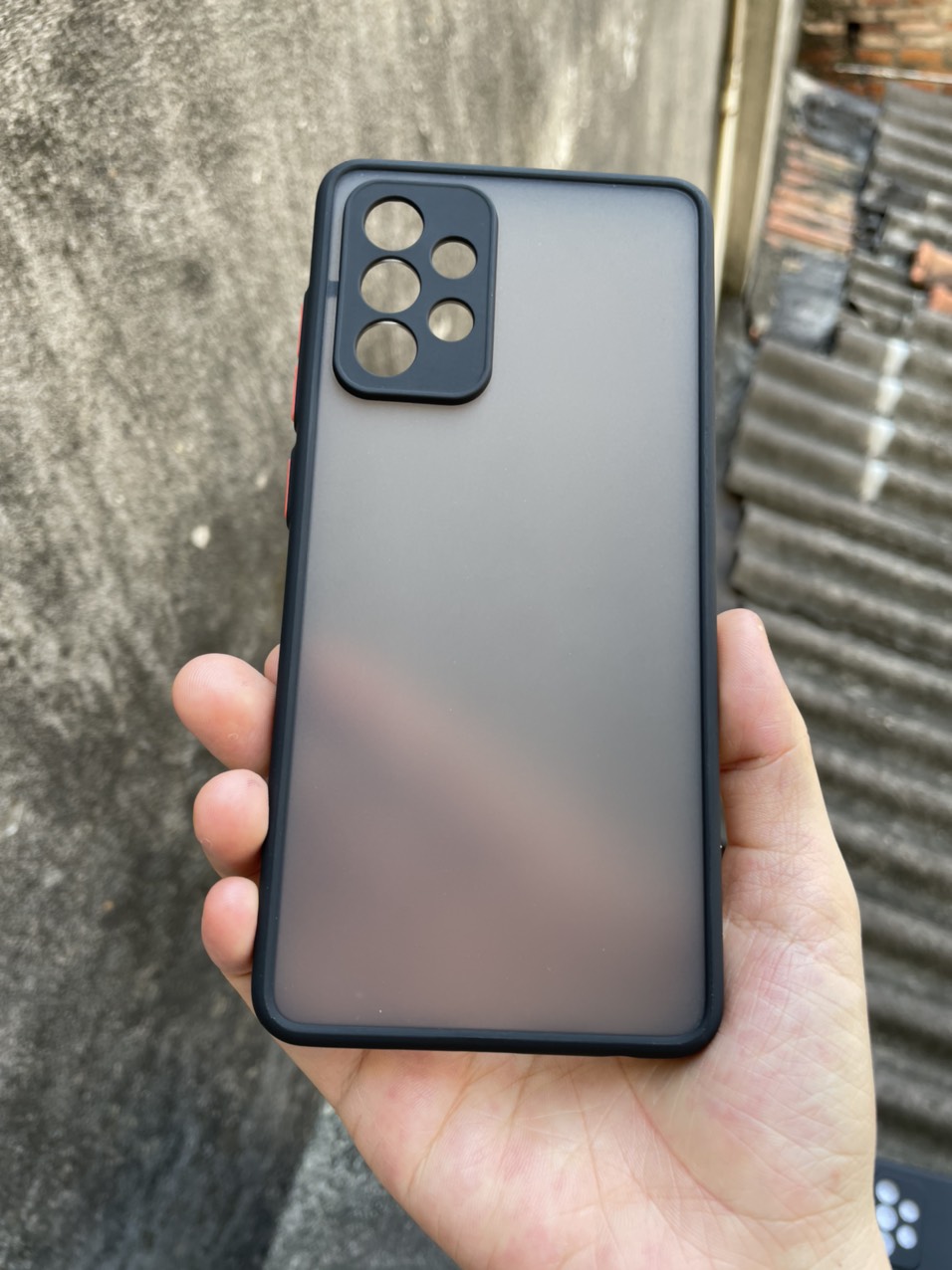 Ốp lưng cho Samsung Galaxy A52, A72, A32 nhám viền màu che camera (đen)