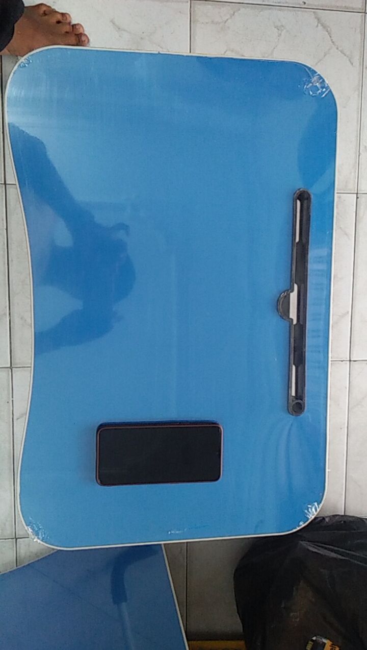 Bàn Học Gấp Gọn Thông Minh Có Khe Để Ipad