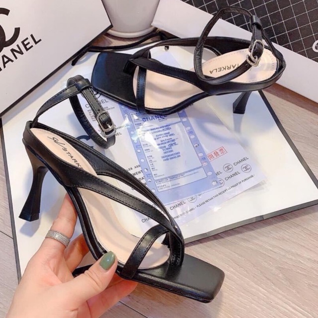 Sandal cao gót kẹp mã B4 xịn xò