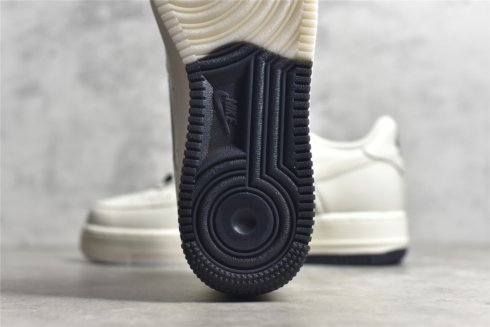 [Siêu Sale] [Giá hủy diệt] [Ảnh thật] Nike Air Force 1 ’07.