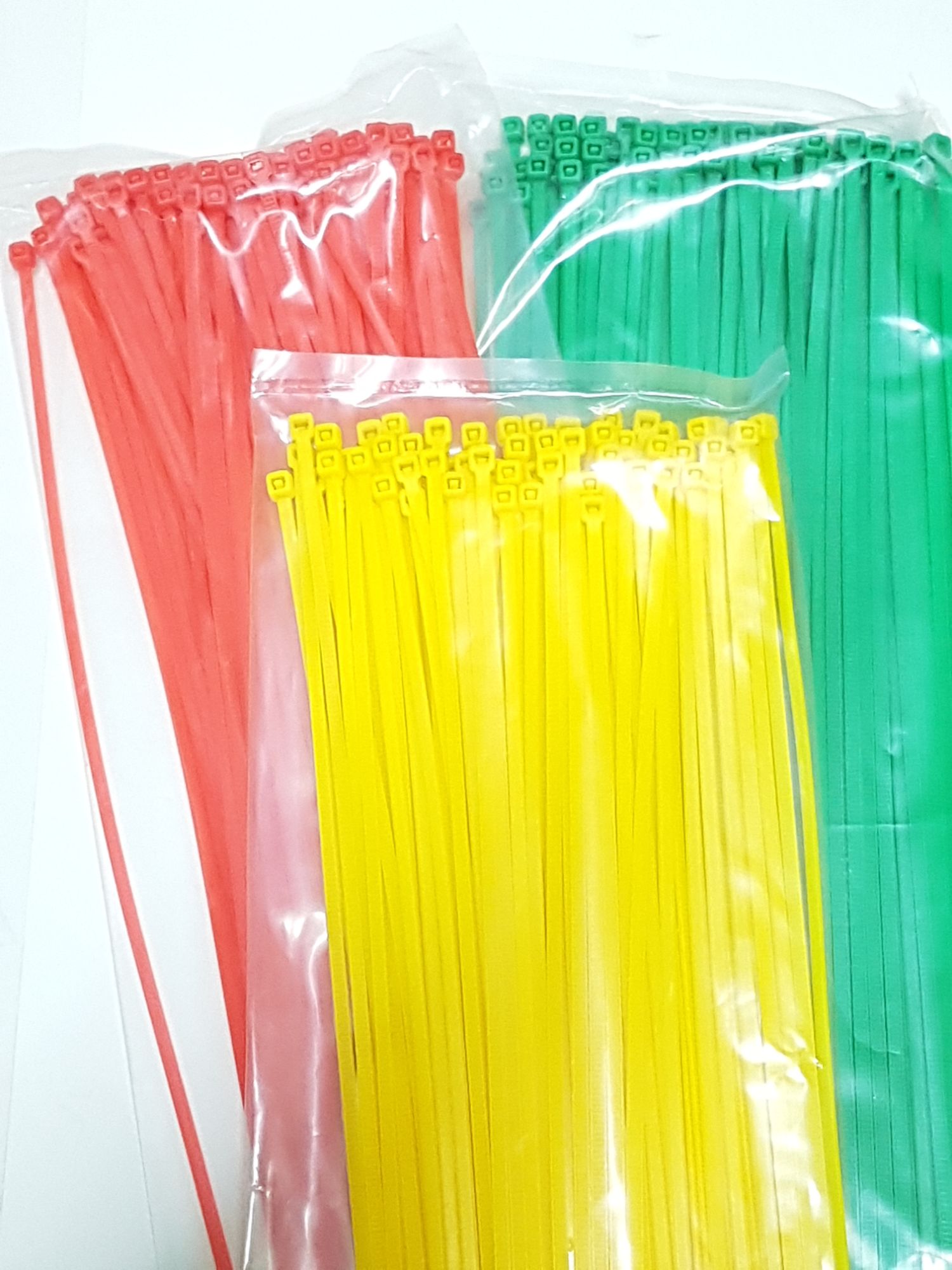 DÂY GÚT MÀU -10+25+30CM =3 .BỊCH