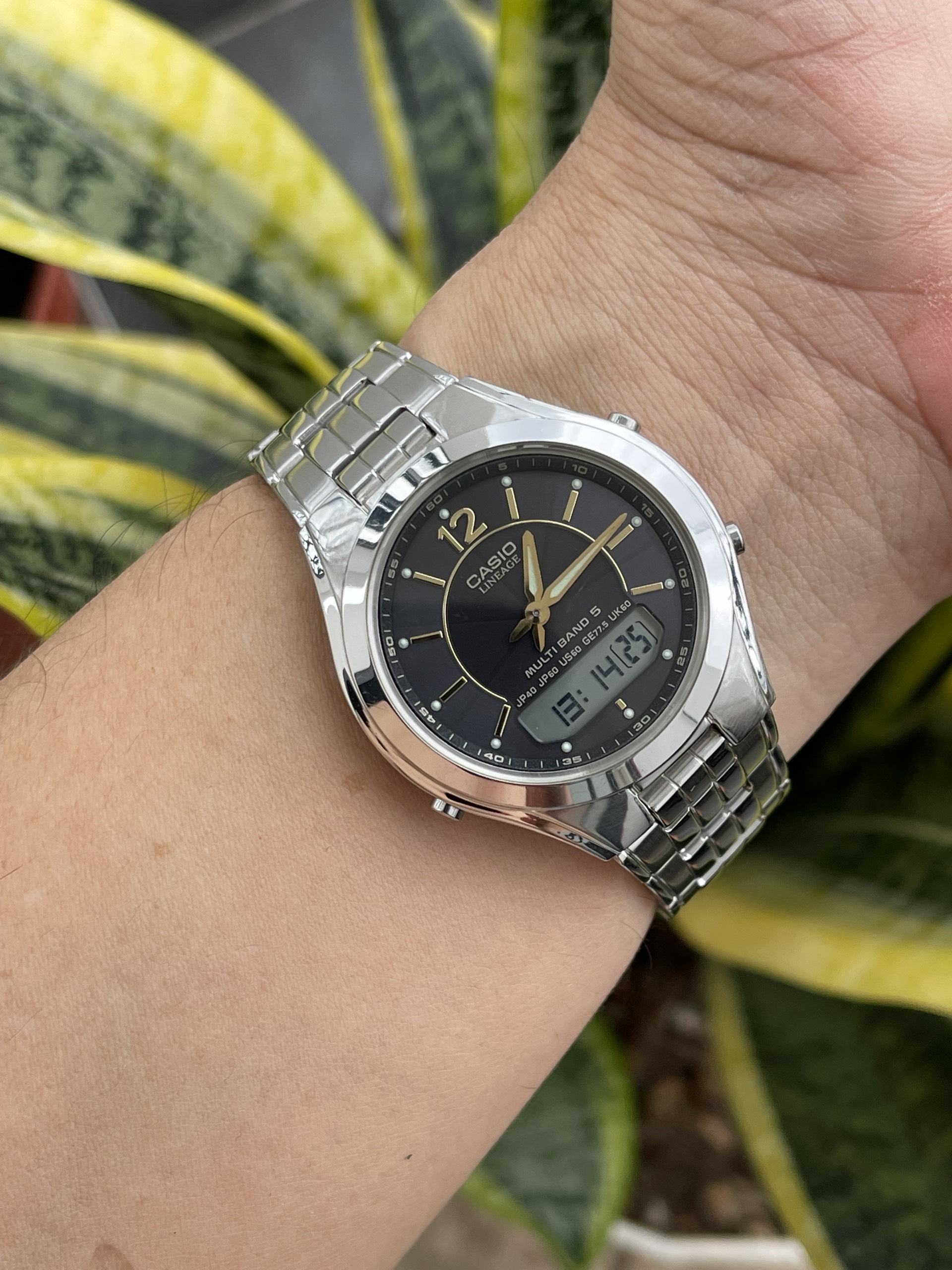 Đồng hồ nữ Citizen X.C cao cấp mặt xám đen kính saphia chạy pin hàng si