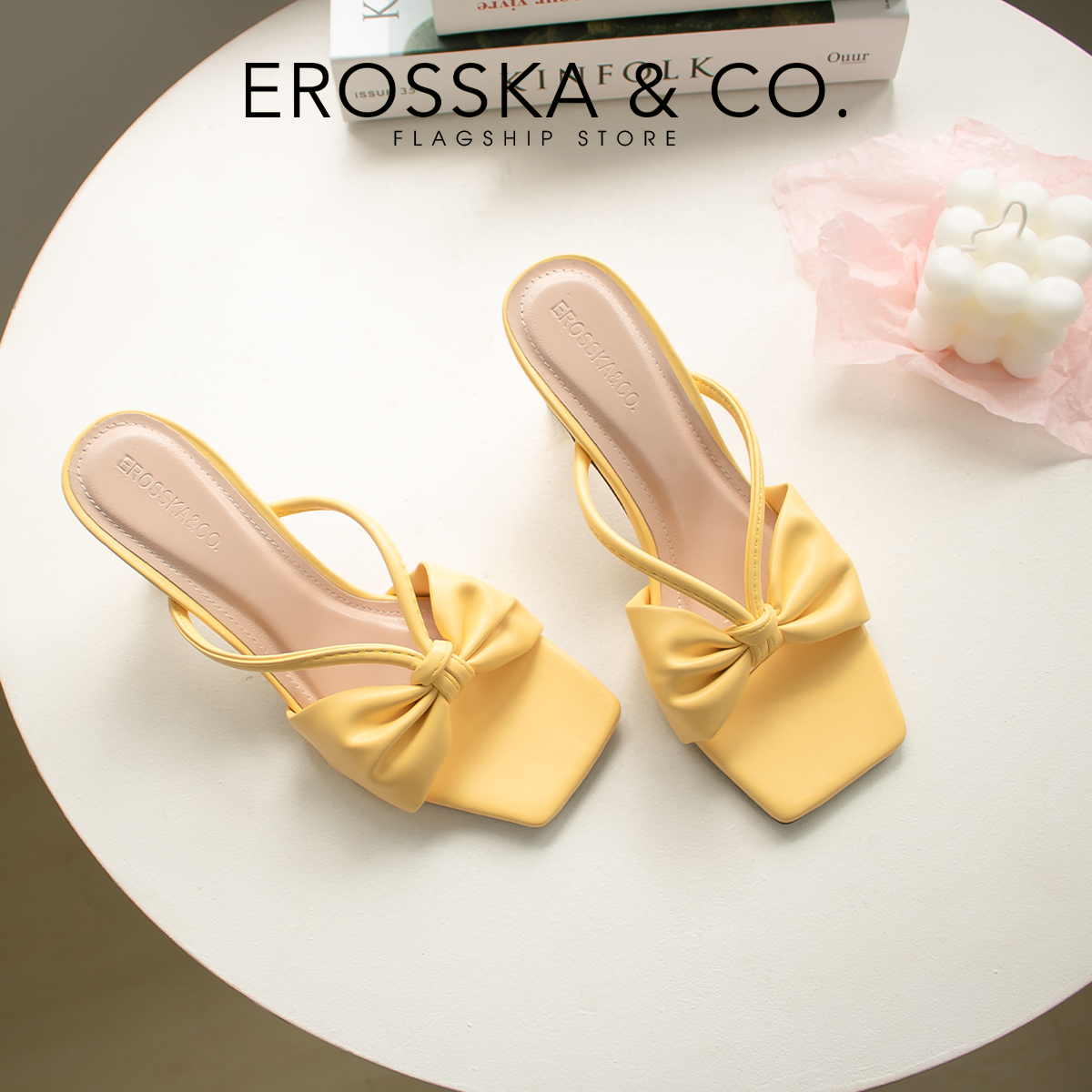 [Form nhỏ tăng 1 size] - Erosska - Dép cao gót nhọn quai ngang phối dây cao 7cm màu vàng _ EM094