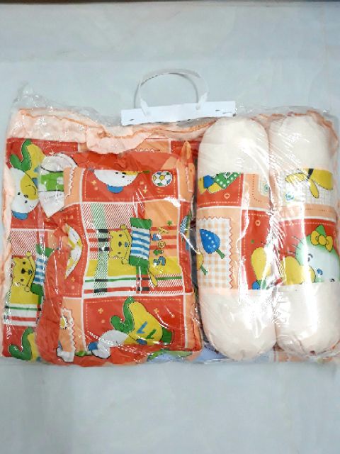Bộ Nệm Sơ Sinh Cho Bé Từ 0 Đến 1 Tuổi