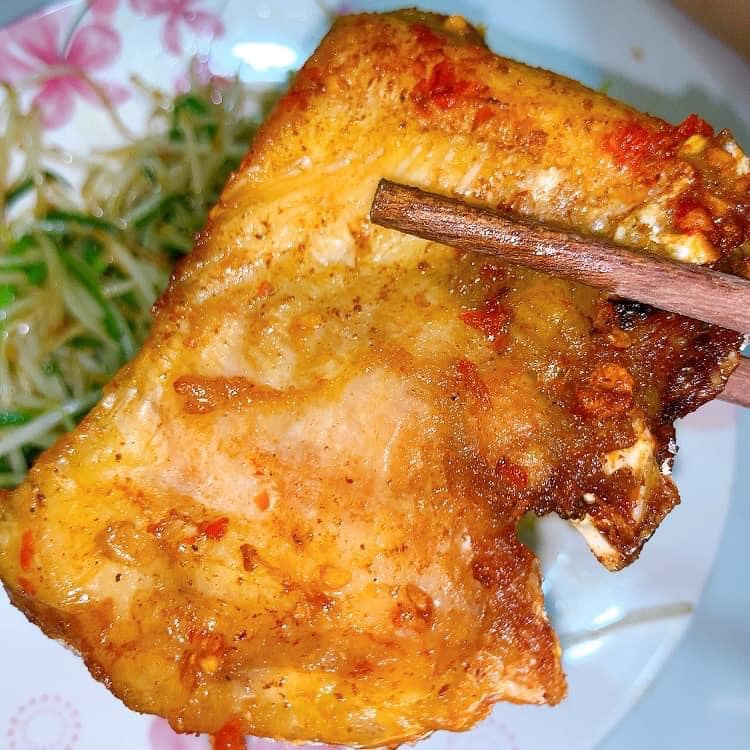 [Giao 24h HCM] Cá Dứa Nuôi ( Cá Tra Bần) Tỏi Ớt 1 Nắng - Khay 500gr