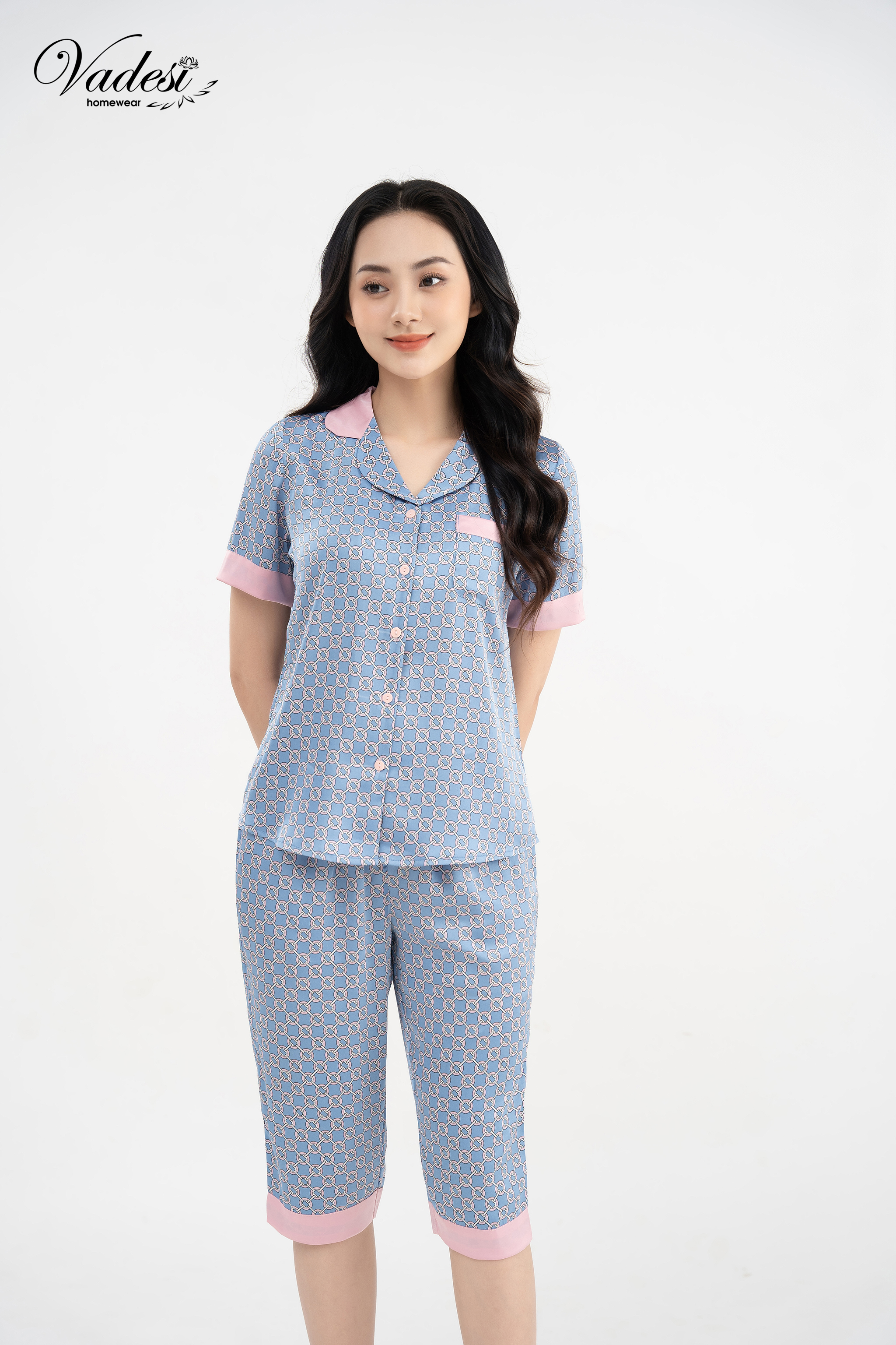 Bộ Pijama quần lửng áo cộc chất liệu lụa cao cấp mát mềm