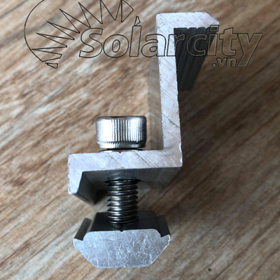 Bát kẹp biên tấm pin năng lượng mặt trời