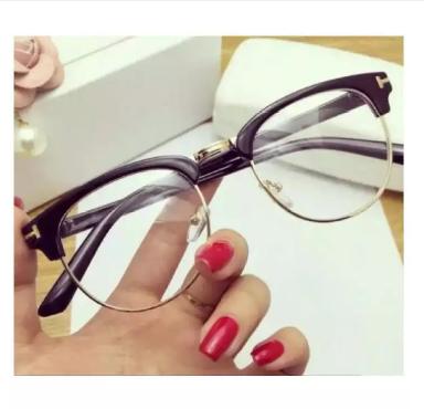 [HCM]Kính Mát nam nữ giả cận nữa gọng tuyệt đẹp sang  (trắng)