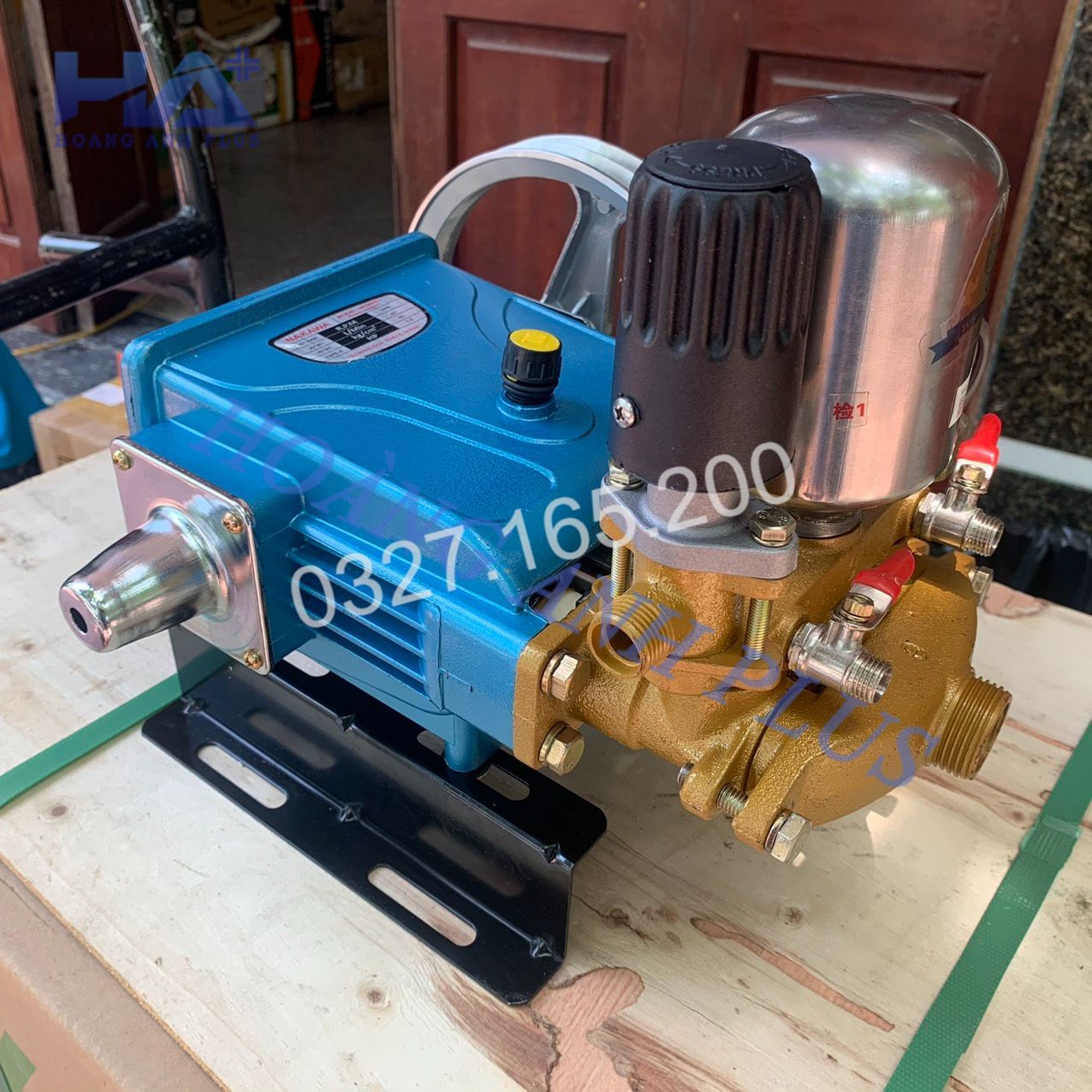 Đầu Xịt Áp Lực 3HP Nakawa NK348SU Piston Sứ