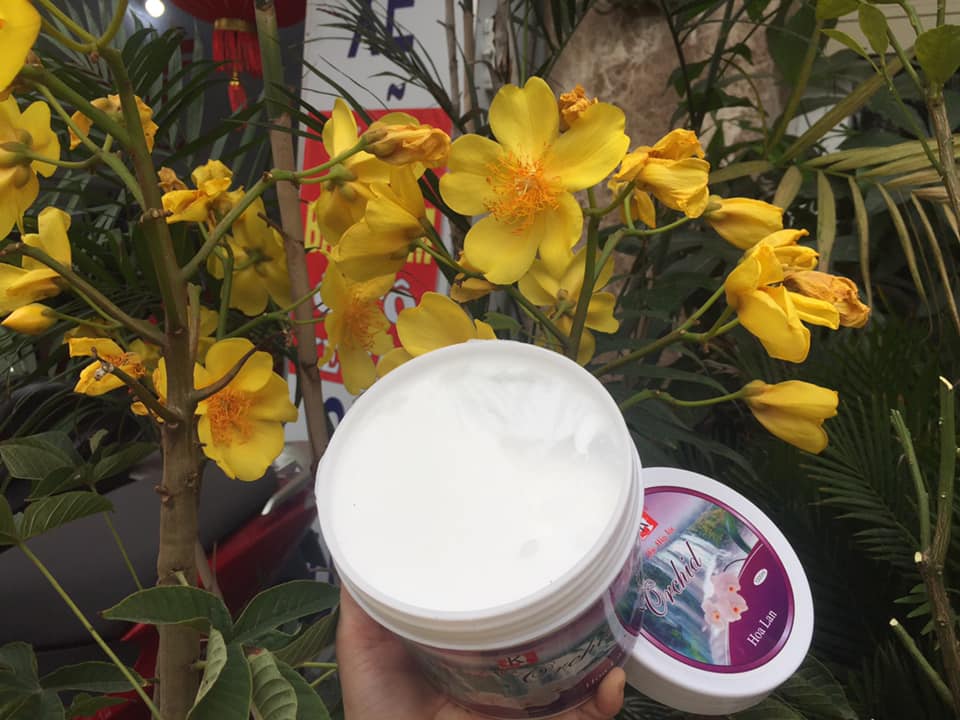 Kem ủ tóc hấp dầu xả tóc Hoa Lan LK Mềm Mượt 1000ml