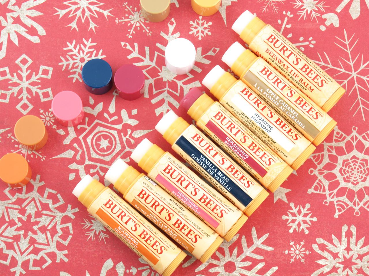 [HCM]Son Dưỡng Môi Burt’s Bees Moisturizing Lip Balm (Mùi ngẫu nhiên)