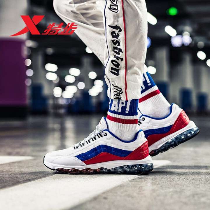 athletic shoes 2019