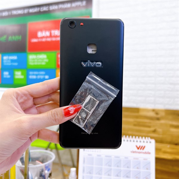 Bộ vỏ Vivo V7 Plus, hàng đẹp nấu máy chuẩn