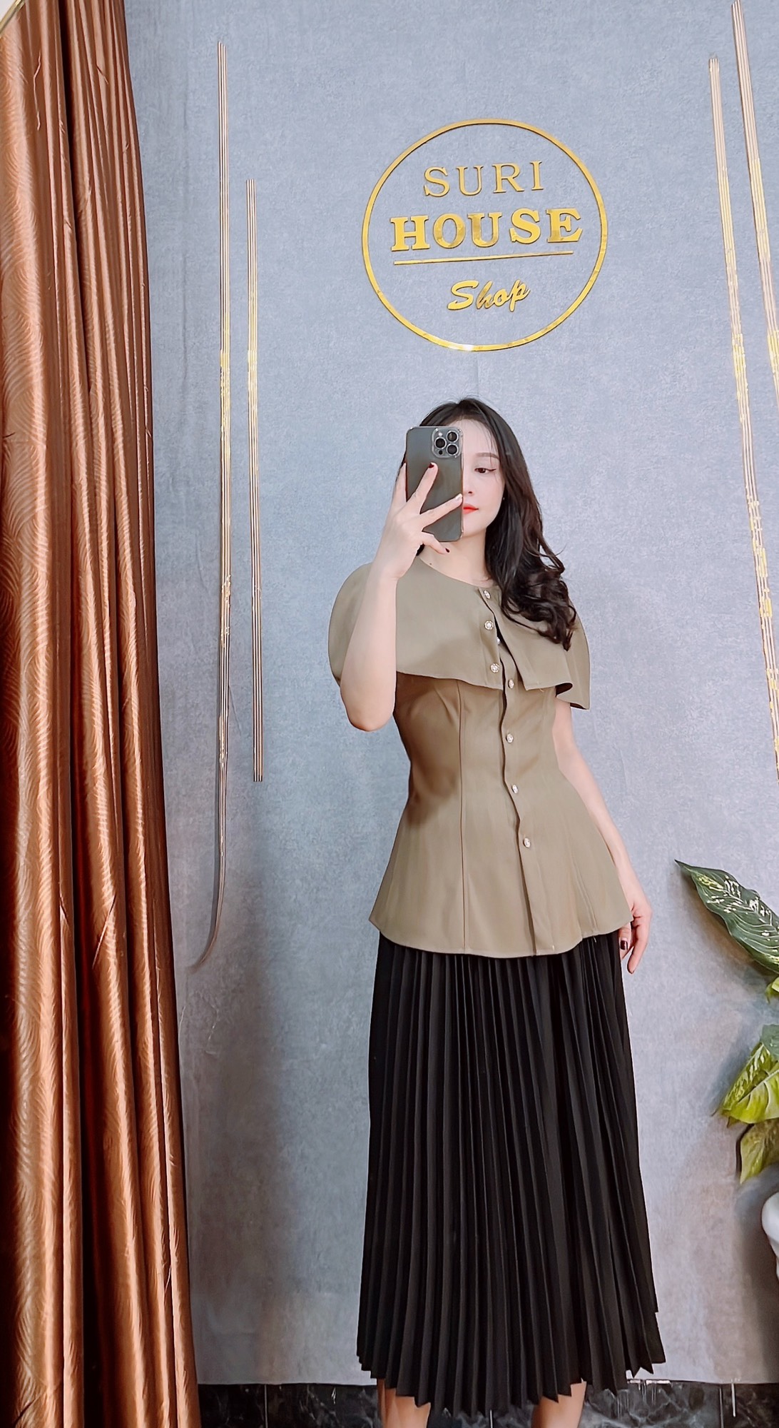 Áo kiểu nữ có lớp choàng thiết kế