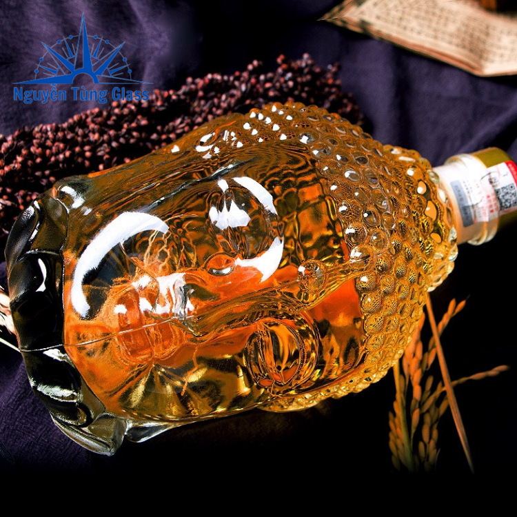 chai thuỷ tinh đựng rươu 750ml hình phật thủ