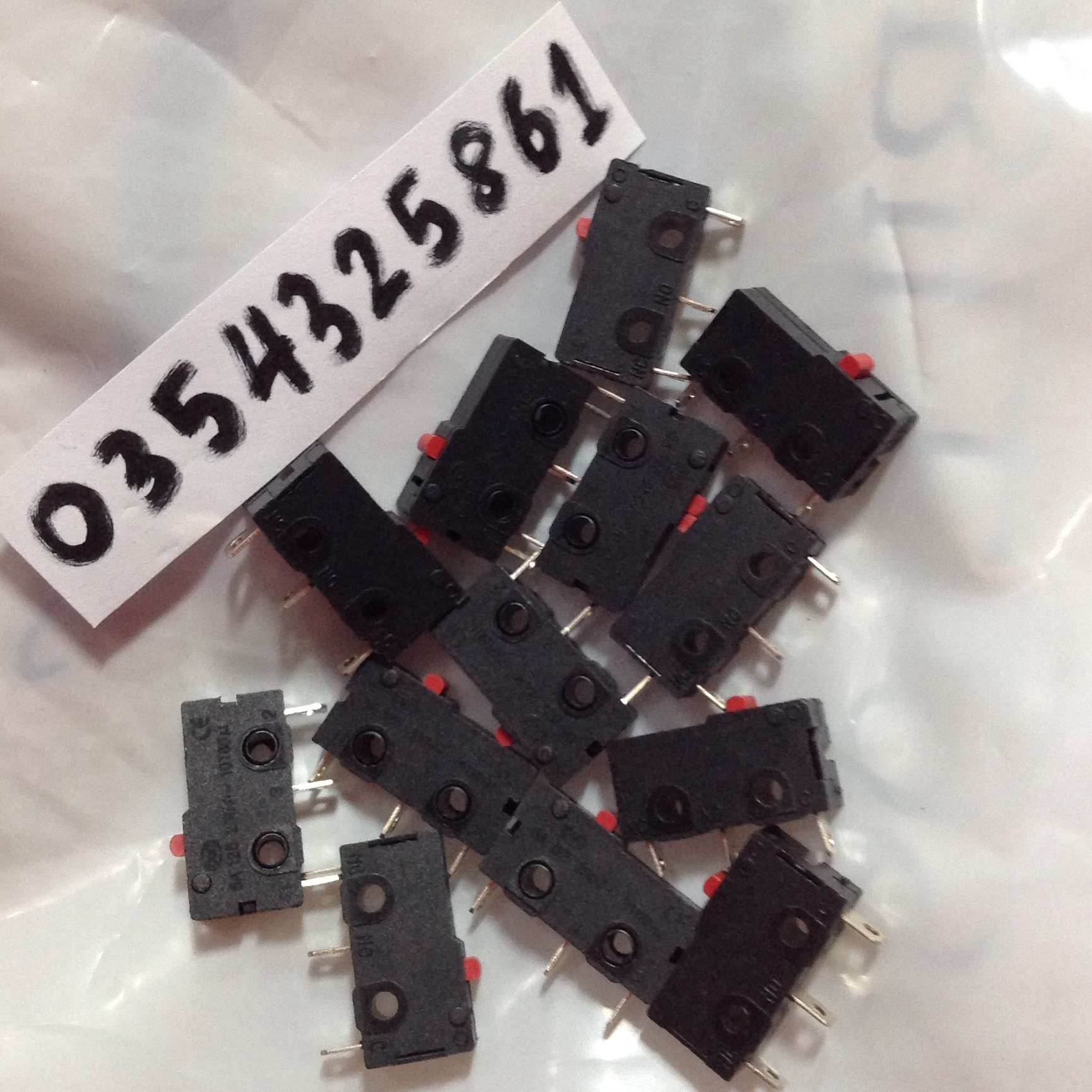 10 công tắc mini không cần