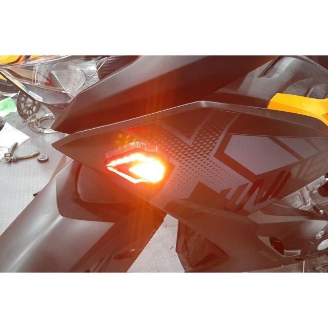 xinhan xe may Xi nhan led chạy Audi V1 ( giá 1 cặp )