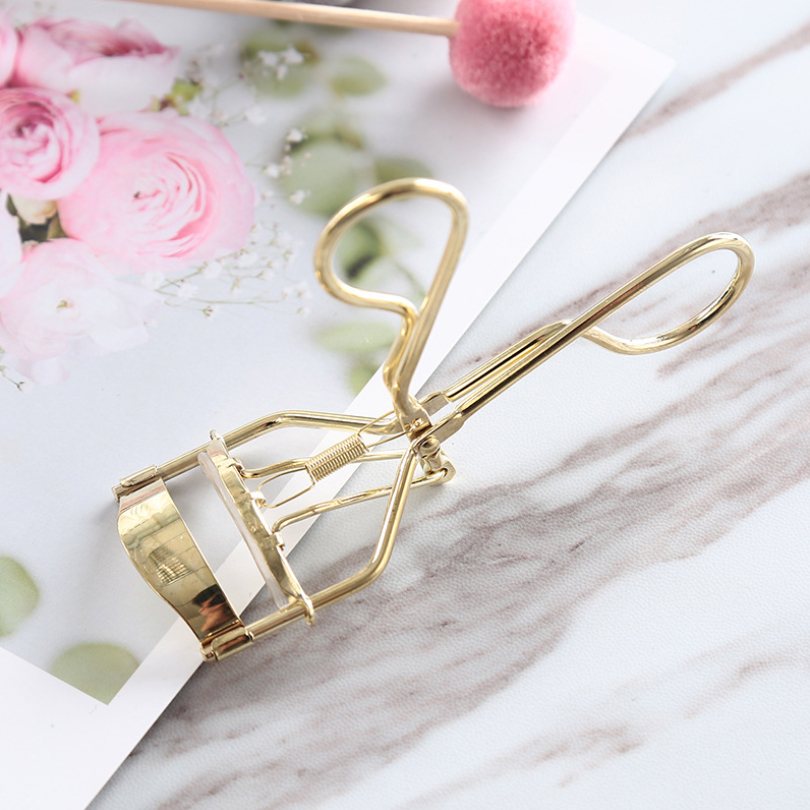 Kẹp Bấm Mi Siêu Cong Vàng Eye Lash Culer