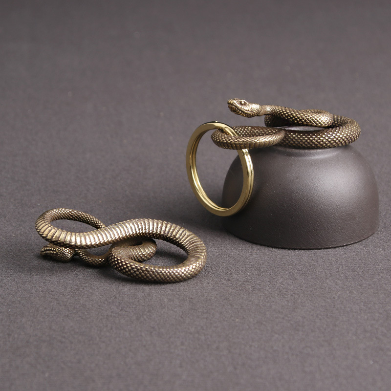 Tượng Phong Thủy Hình Con Rắn (Kích Thước: 5.2cm x 1.3cm)