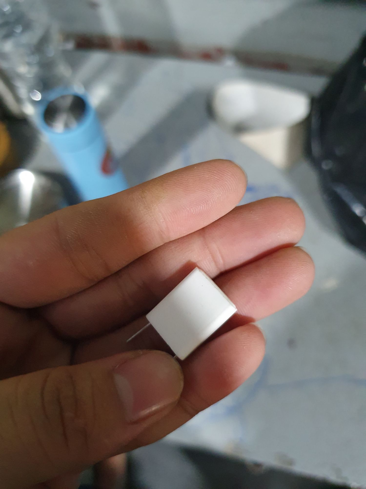 10 con trở sứ 5w đứng 0,47 ôm