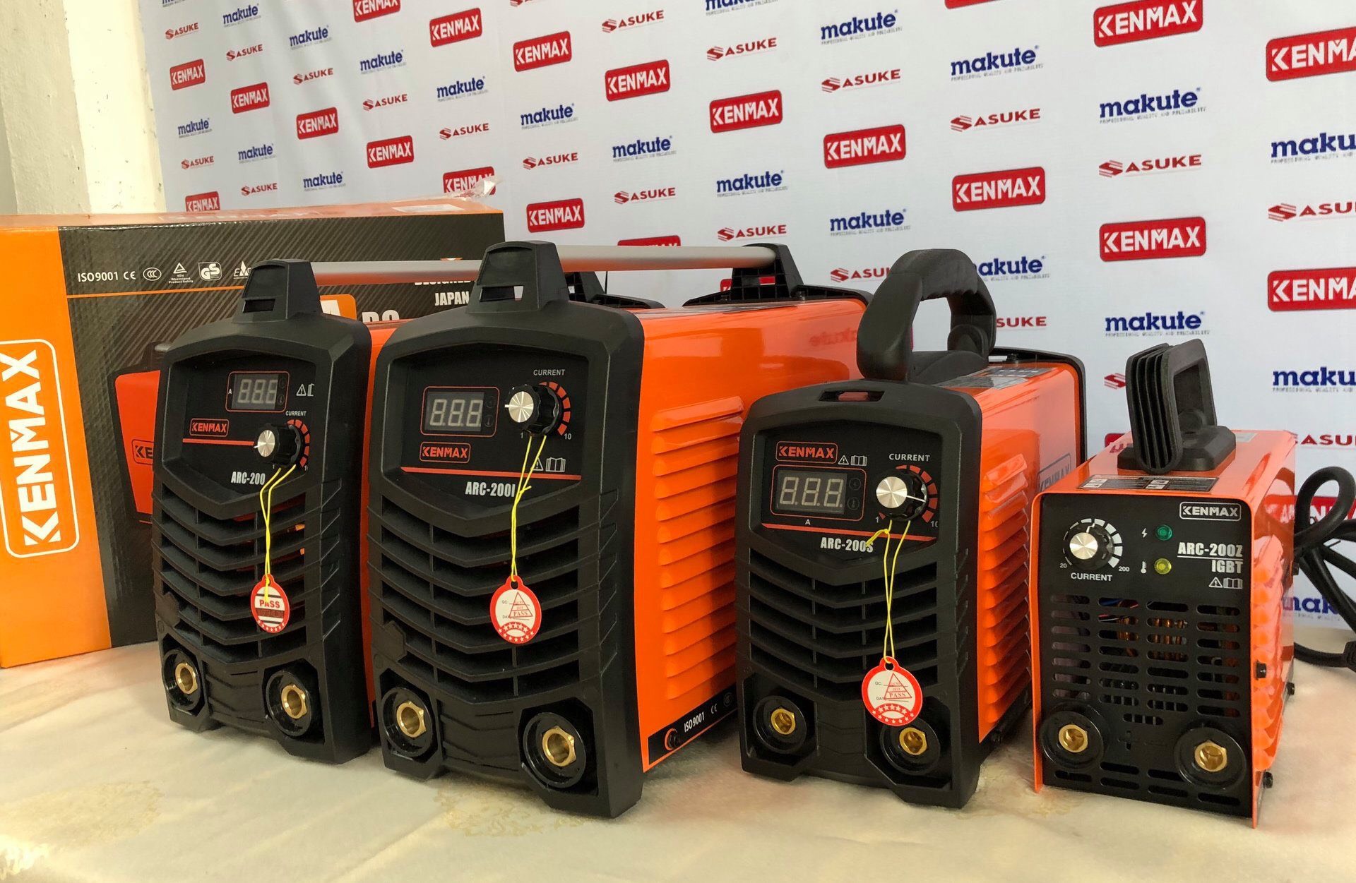 [HCM]Máy Hàn Điện Tử KENMAX ARC-315 Chuyên que 4mm