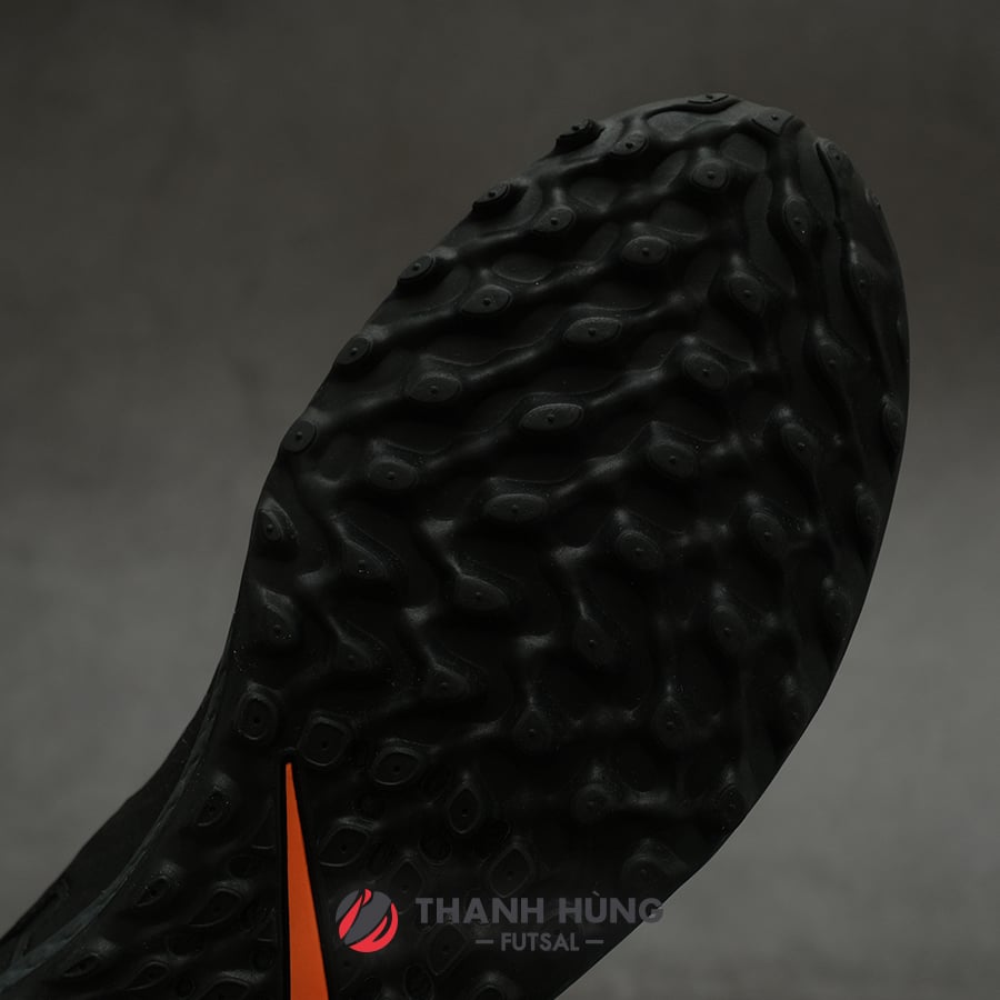 GIÀY ĐÁ BÓNG CHÍNH HÃNG NIKE REACT PHANTOM GX PRO TF - DD9466-010 - ĐEN/TRẮNG