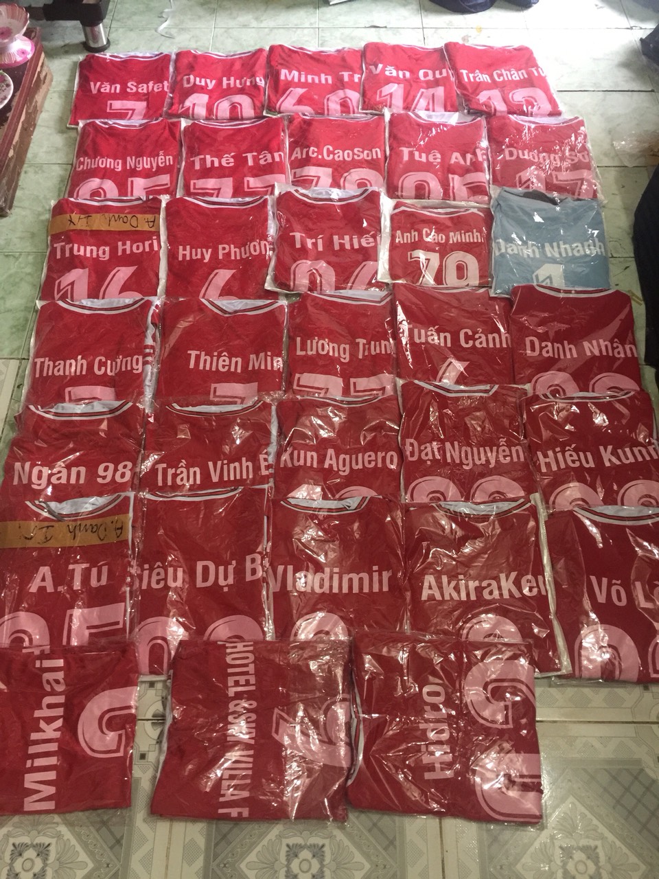Dịch VỤ IN TÊN , SỐ QUẦN ÁO ĐÁ BANH