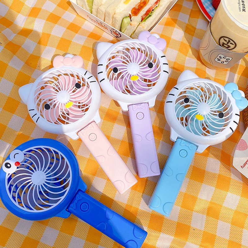 Quạt quạt cầm tay cute có thể gấp ( tặng kèm pin)