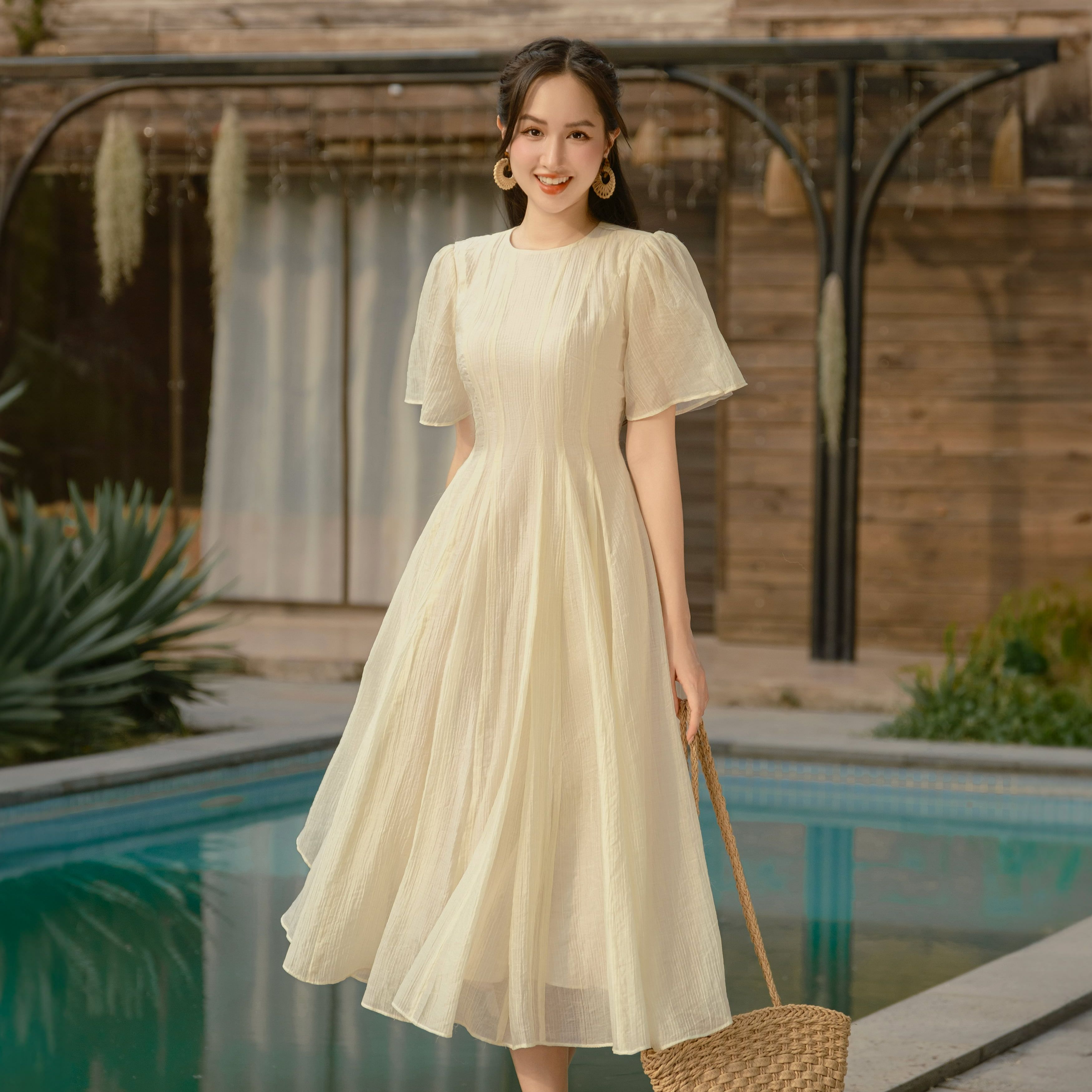 Voucher siêu sale 15% olv - đầm arin maxi dress