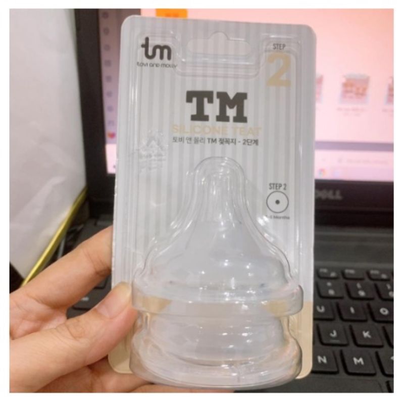 Núm ty bình thỏ Tovi and Molly/ Dot to dot( 2 van thoát khí chống bẹp núm)