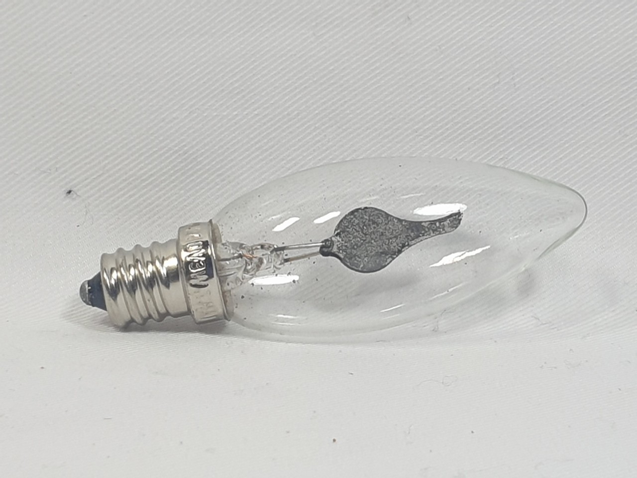Bóng đèn ớt nháy lửa trong hoặc đỏ trong E12