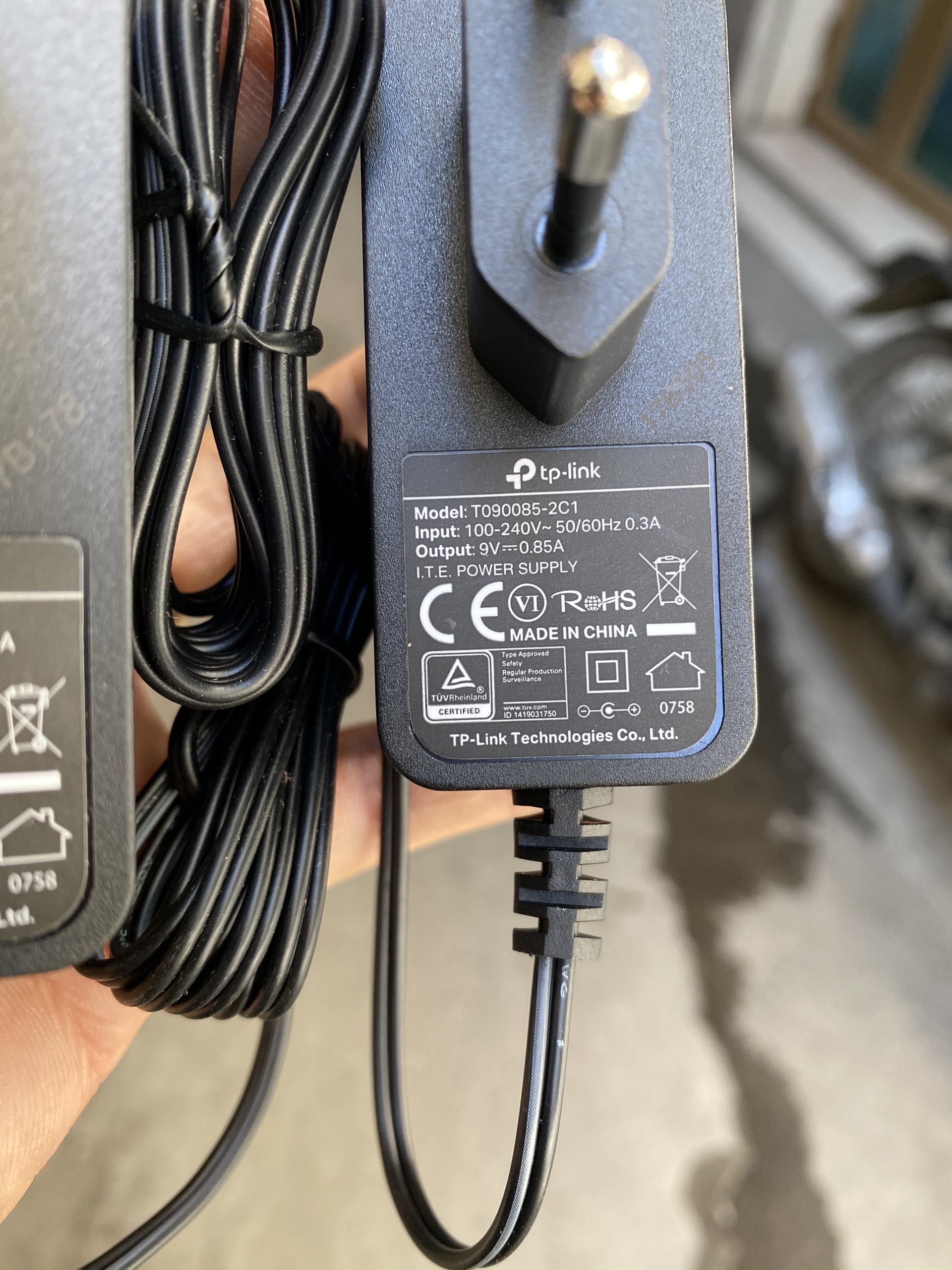 Adapter nguồn wifi Tplink 9V-0.85A hàng cao cấp