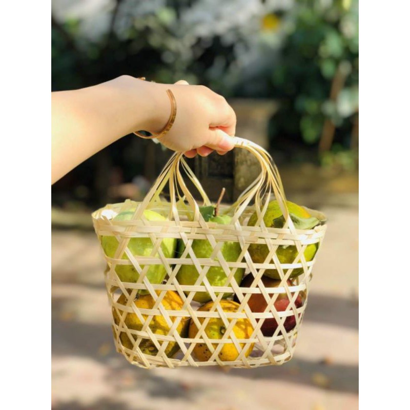 Combo 100 làn tre giỏ tre mini đựng hoa quảlh 0978945425