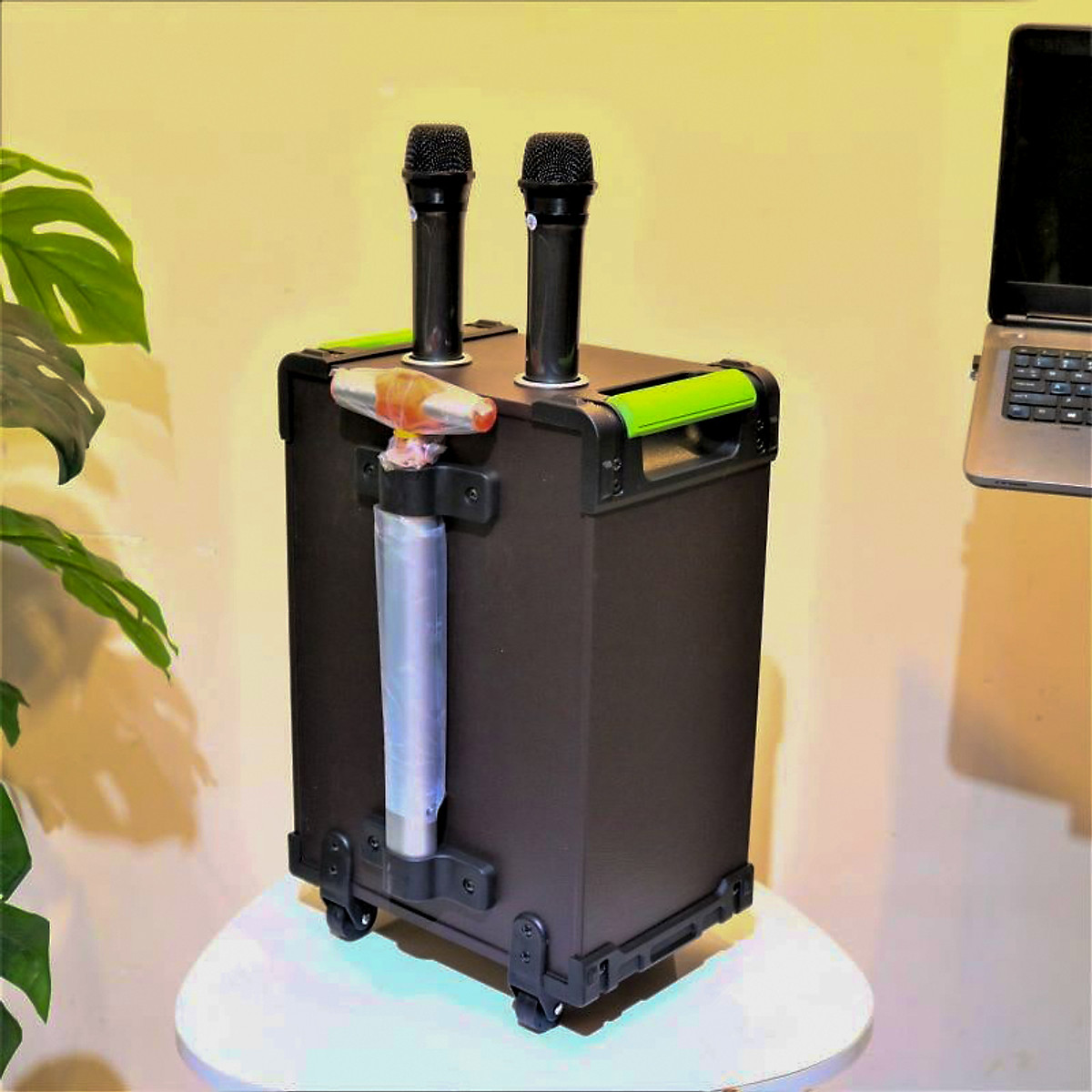 Loa Kéo KIOMIC K99 - Loa Bluetooth Karaoke Công Suất Lớn, Bass 2 Tấc Âm Thanh Sống Động Không Rè, Tặng Kèm 2 Micro Karaoke Chống Hú Bắt Âm Tốt - Loa Kéo Karaoke Hàng Nhập Khẩu Bảo Hành 12 Tháng
