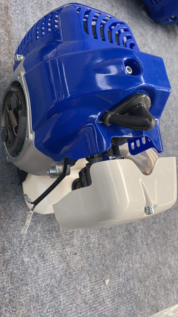 MÁY CẮT CỎ KAWAVN 330