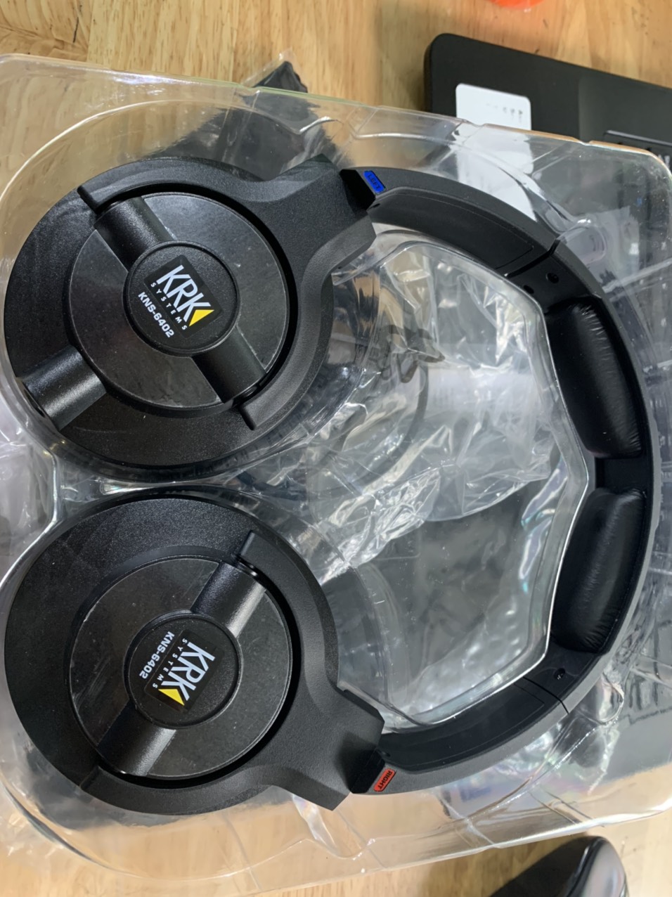 Tai Nghe Kiểm Âm KRK KNS 6402