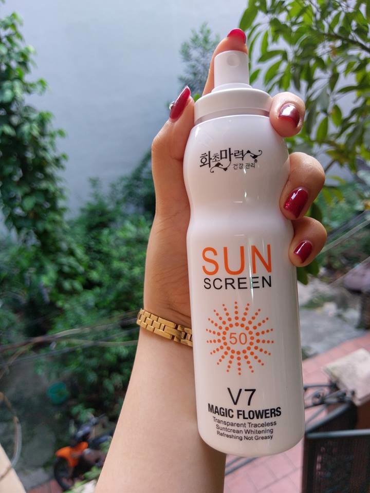 Xịt Chống Nắng Hàn Quốc Sun Screen V7