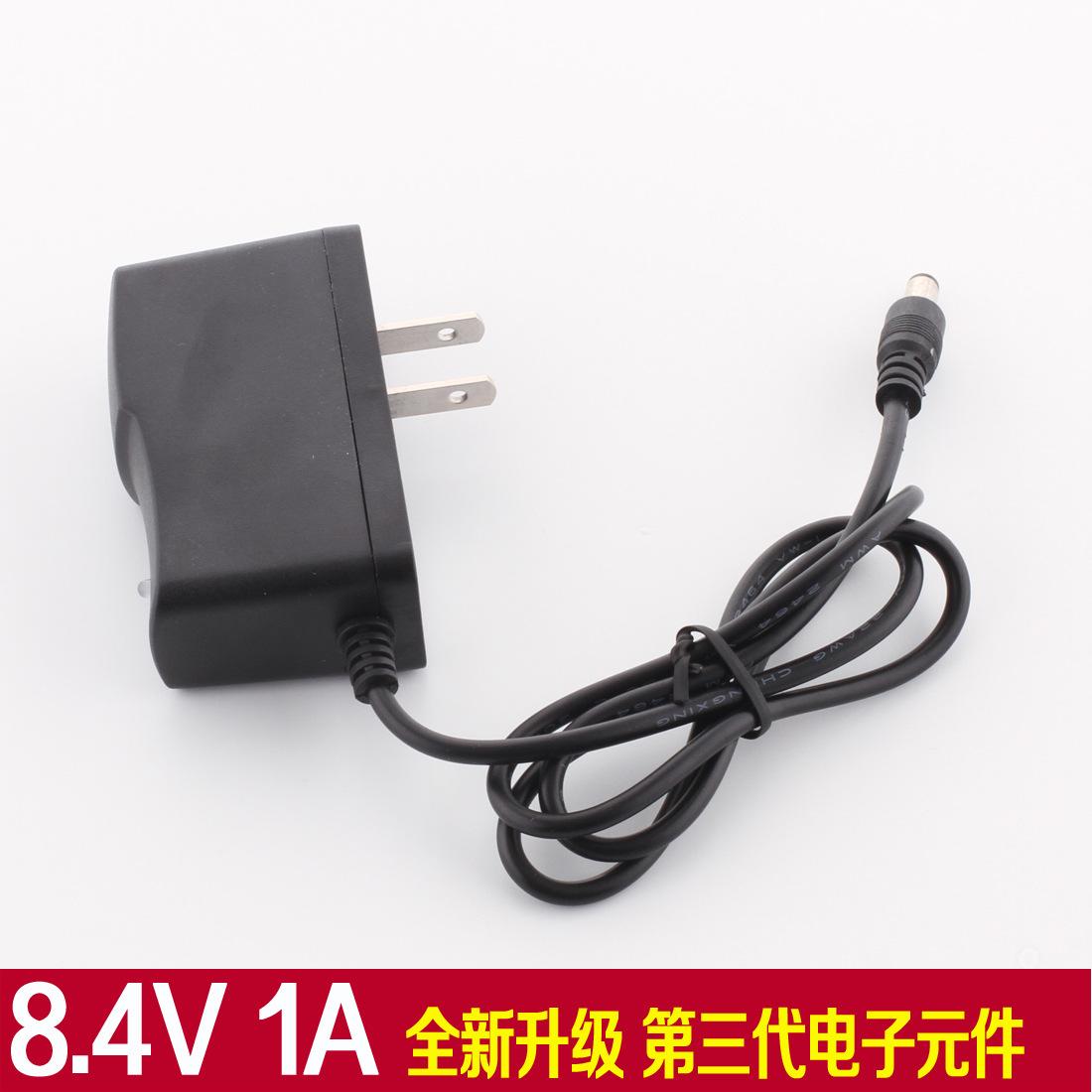 Sạc pin 2S 8.4V có đèn báo đầy,báo sạc (0.5A - 1A)
