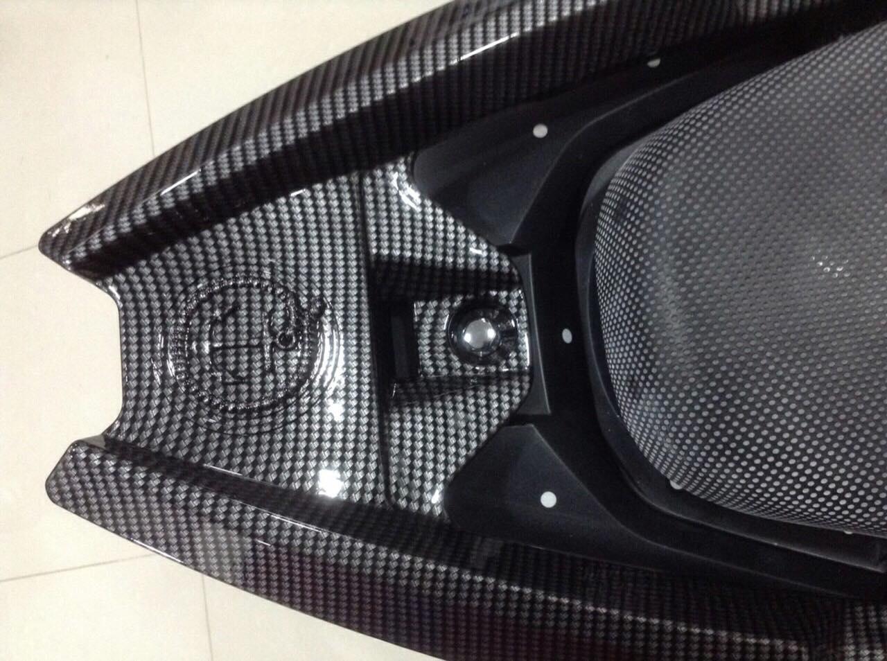 Cảng carbon vario