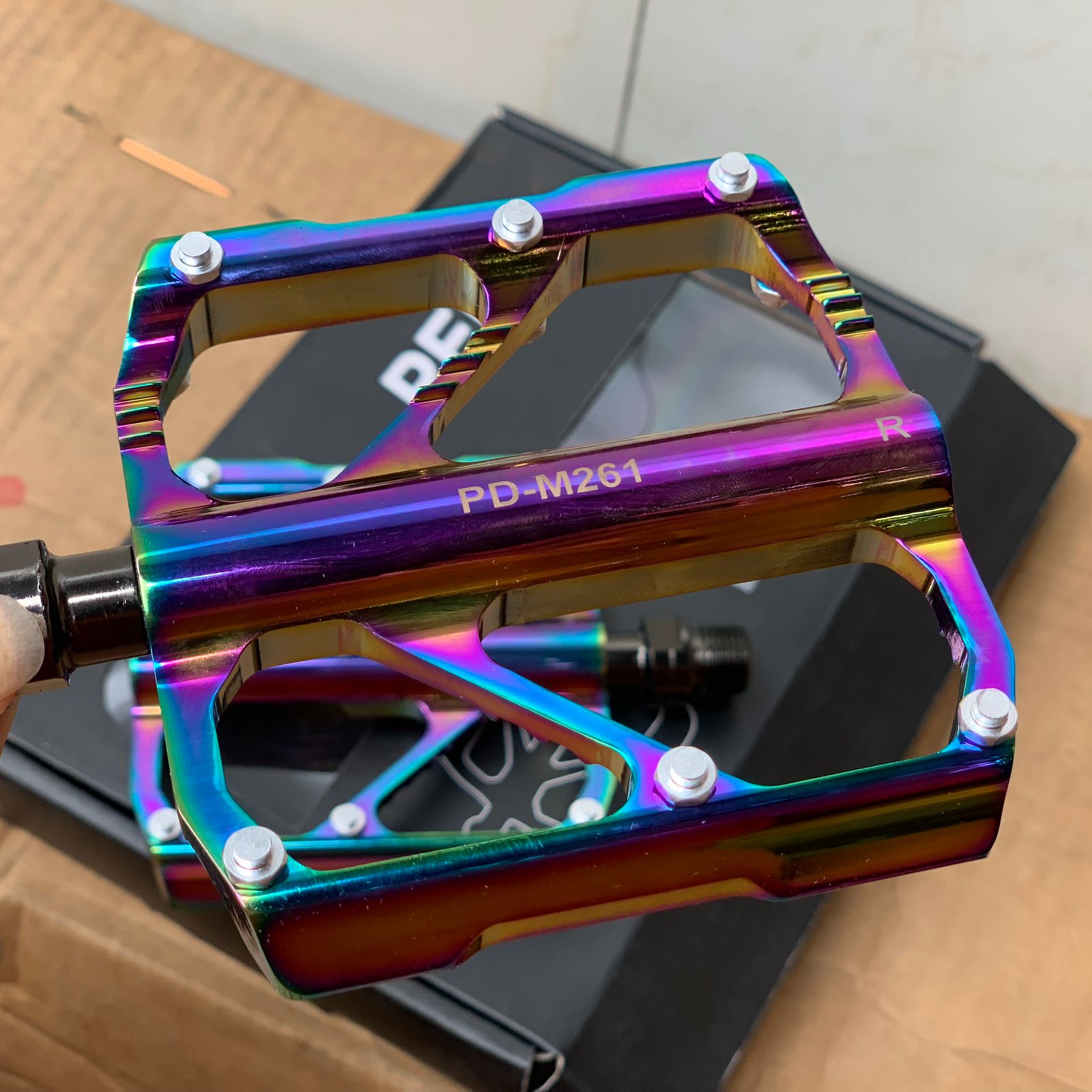 Pedal bạc đạn xe đạp MTB MagicBros M261