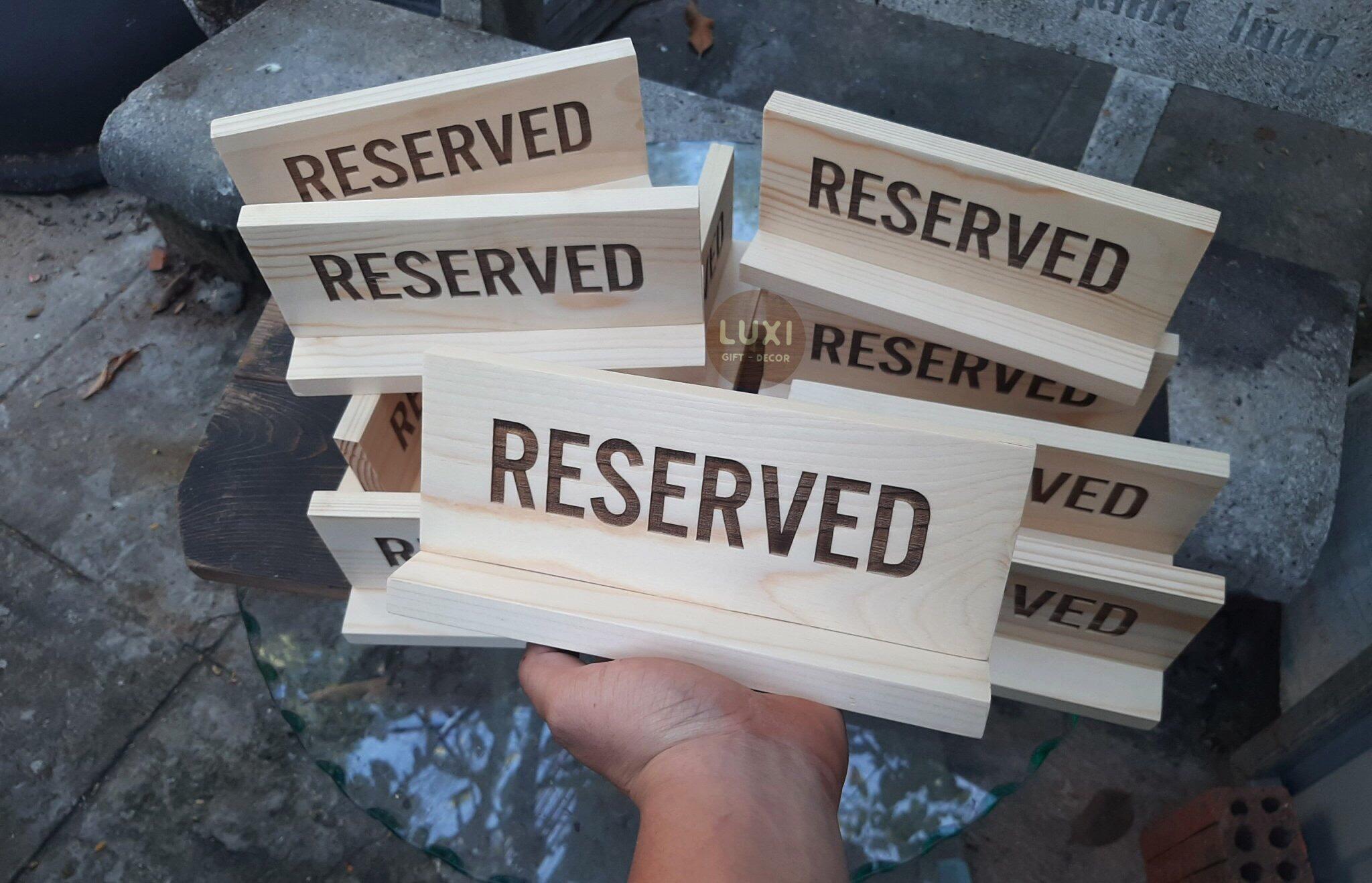 bảng đặt bàn trước RESERVED LUXI decor