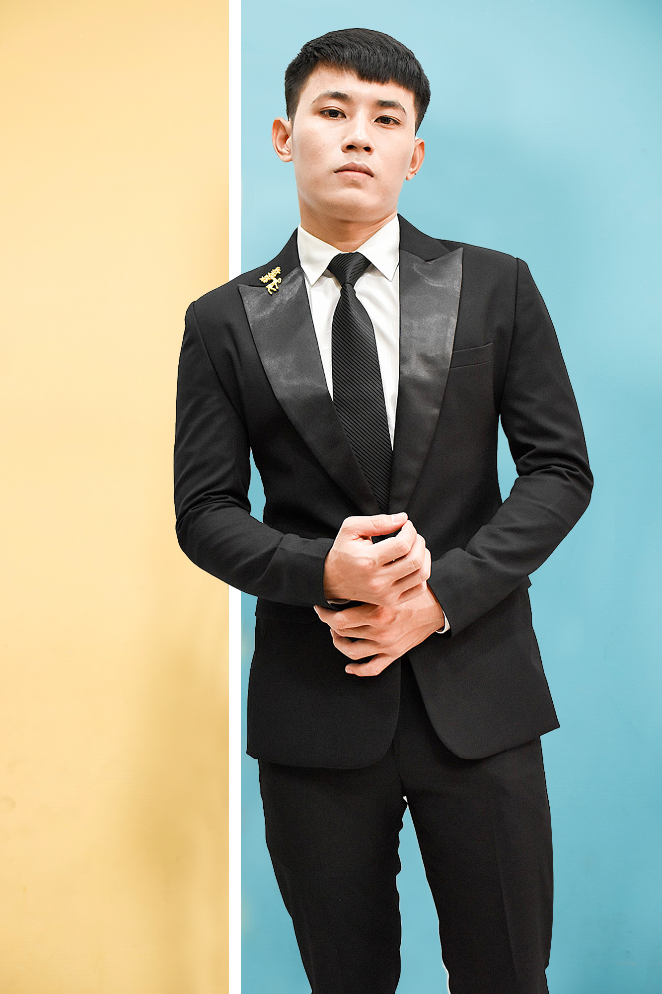 Áo vest nam ôm body màu đen ve phi đen cá tính