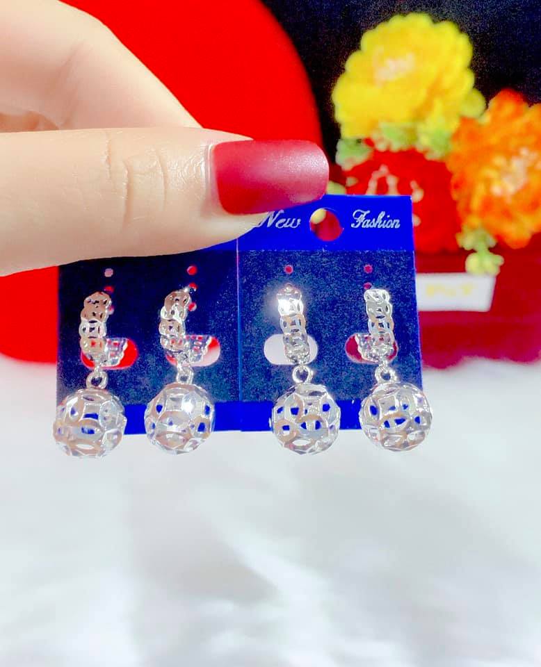 (01 đôi ) Đôi bông tai nữ mạ bạch kim lấp lánh sang trọng 39.180321 - Trẻ Trung - Mang đi đâu cũng được